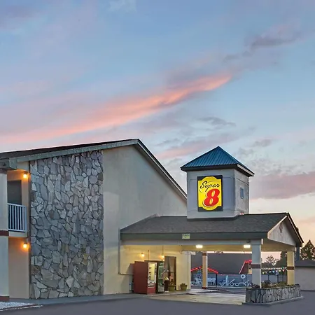 Super 8 By Wyndham Shelby Hotel